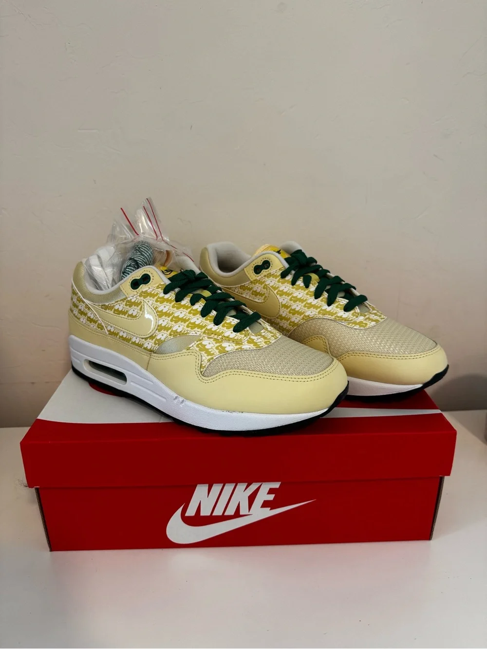 Nike Air Max 1 PRM Lemonade shoes NWT